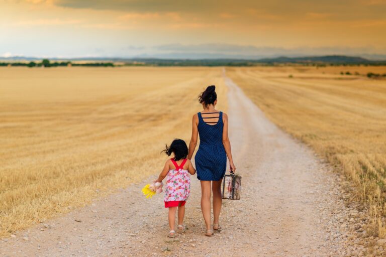 Parenting While Healing: The Tender, Courageous Work of Raising Children While Rebuilding Yourself